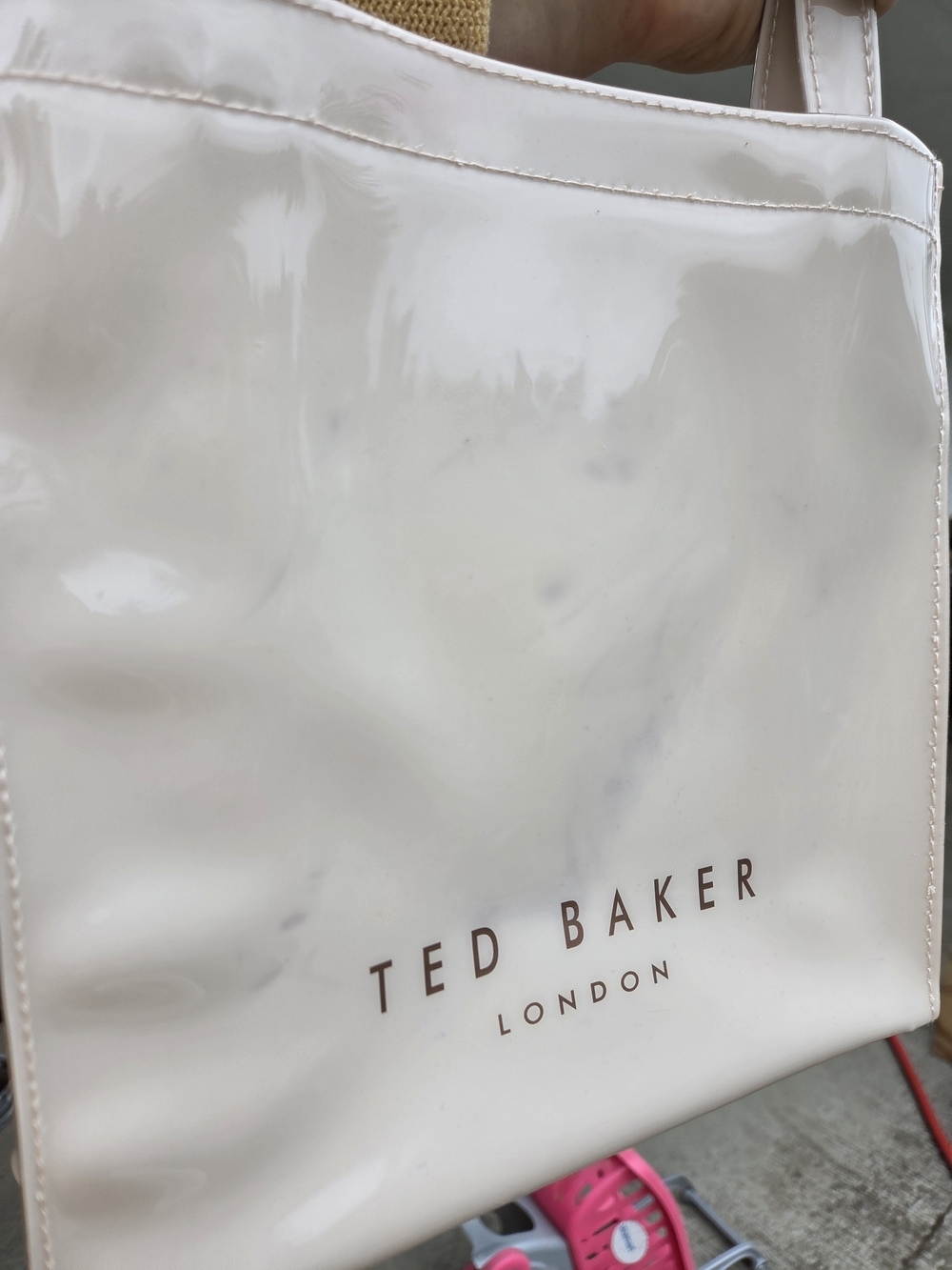 Ted Baker Cream Patent Bow Tote Bag - Picture 6 of 7